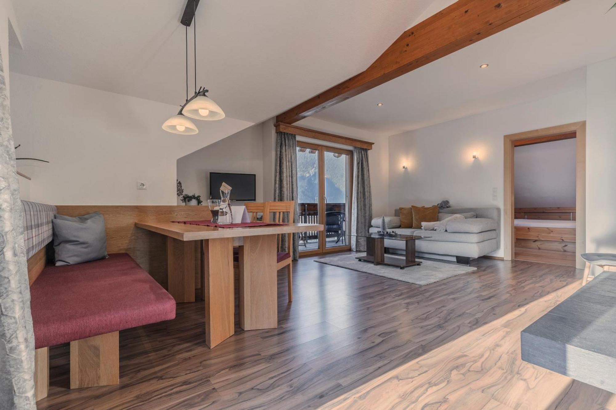 Landhaus Waldhart Umhausen Εξωτερικό φωτογραφία